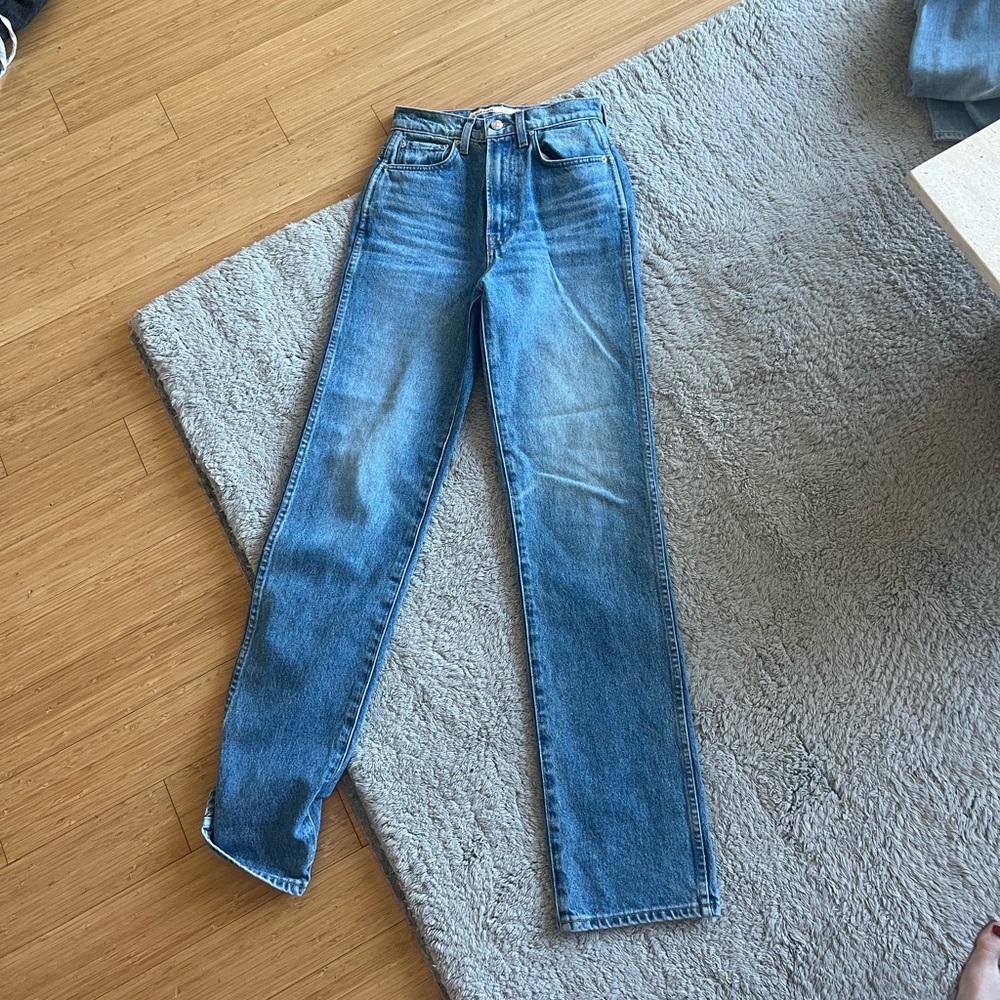 Grlfrnd sara jeans